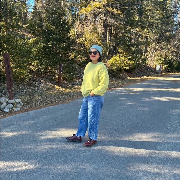 Milkwhite sweater - Picture 1 of 9